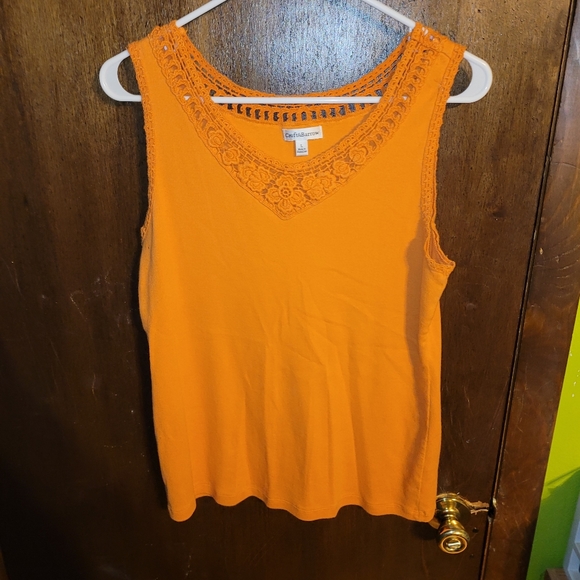 ❤️ EUC Women's size large orange ribbed Croft & Barrow tank top - Picture 1 of 9